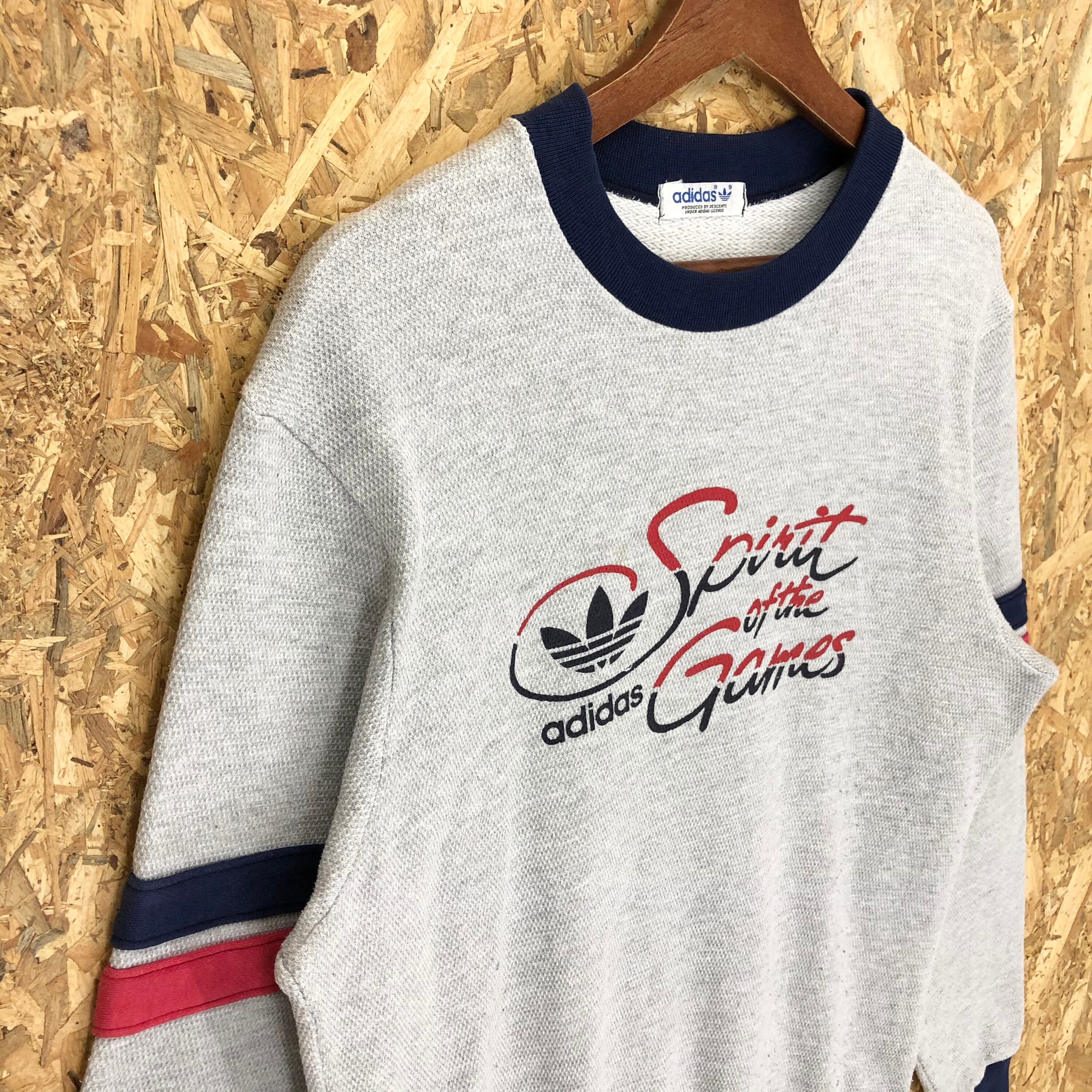 Adidas originals spirit crew sweatshirt best sale