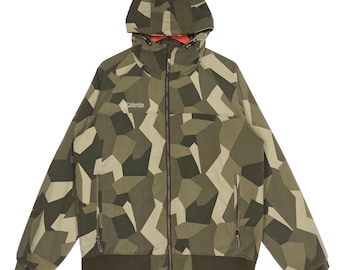 Chaqueta con capucha de camuflaje Columbia - Talla M - Estilo urbano