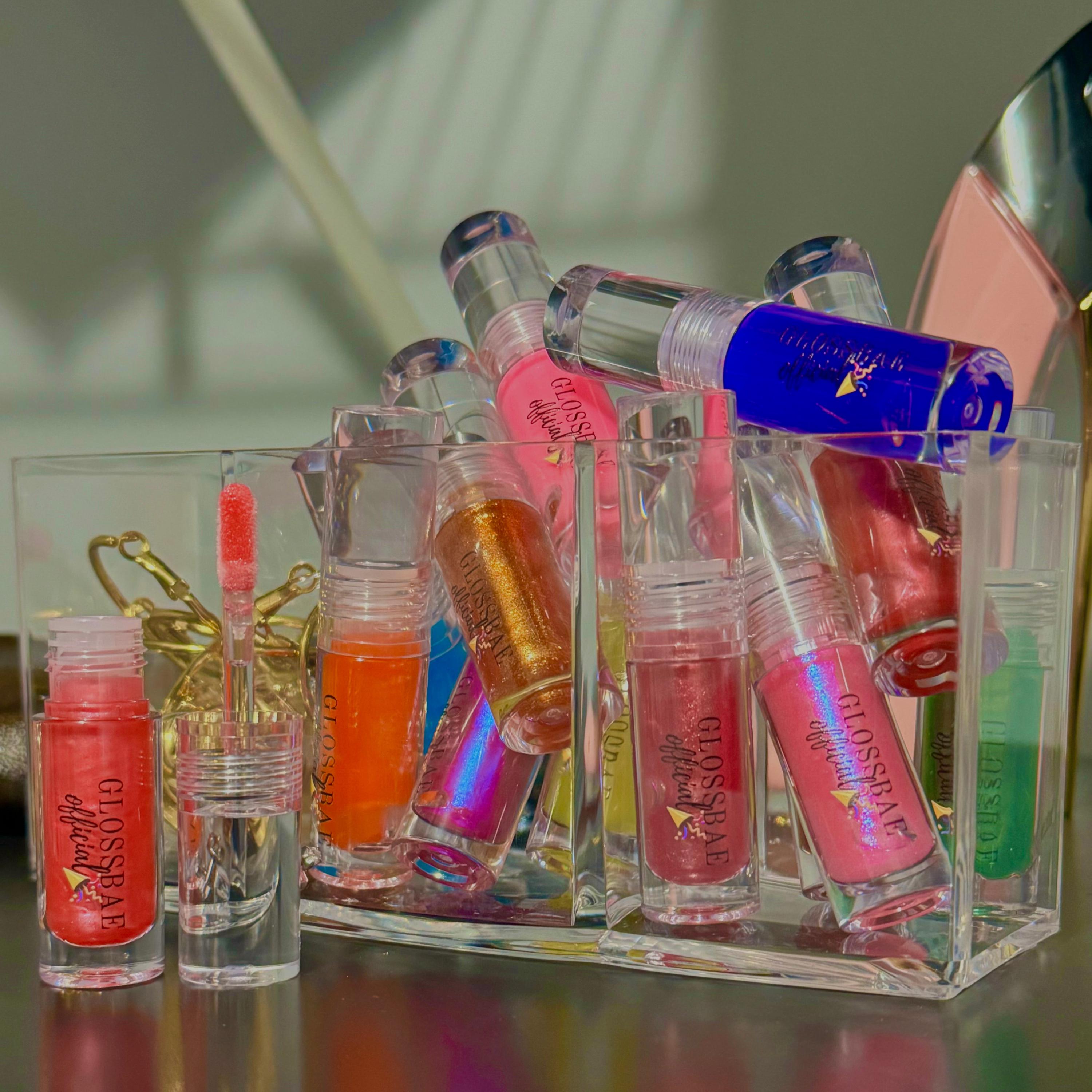 フォト Buy Lip Gloss Mini, Red, Moisturizing Like a Lip Balm, Trial