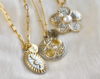 Personalized Two-tone Medallion Necklace - Waterproof Snake Flower Seashell Pendants - Stainless Steel