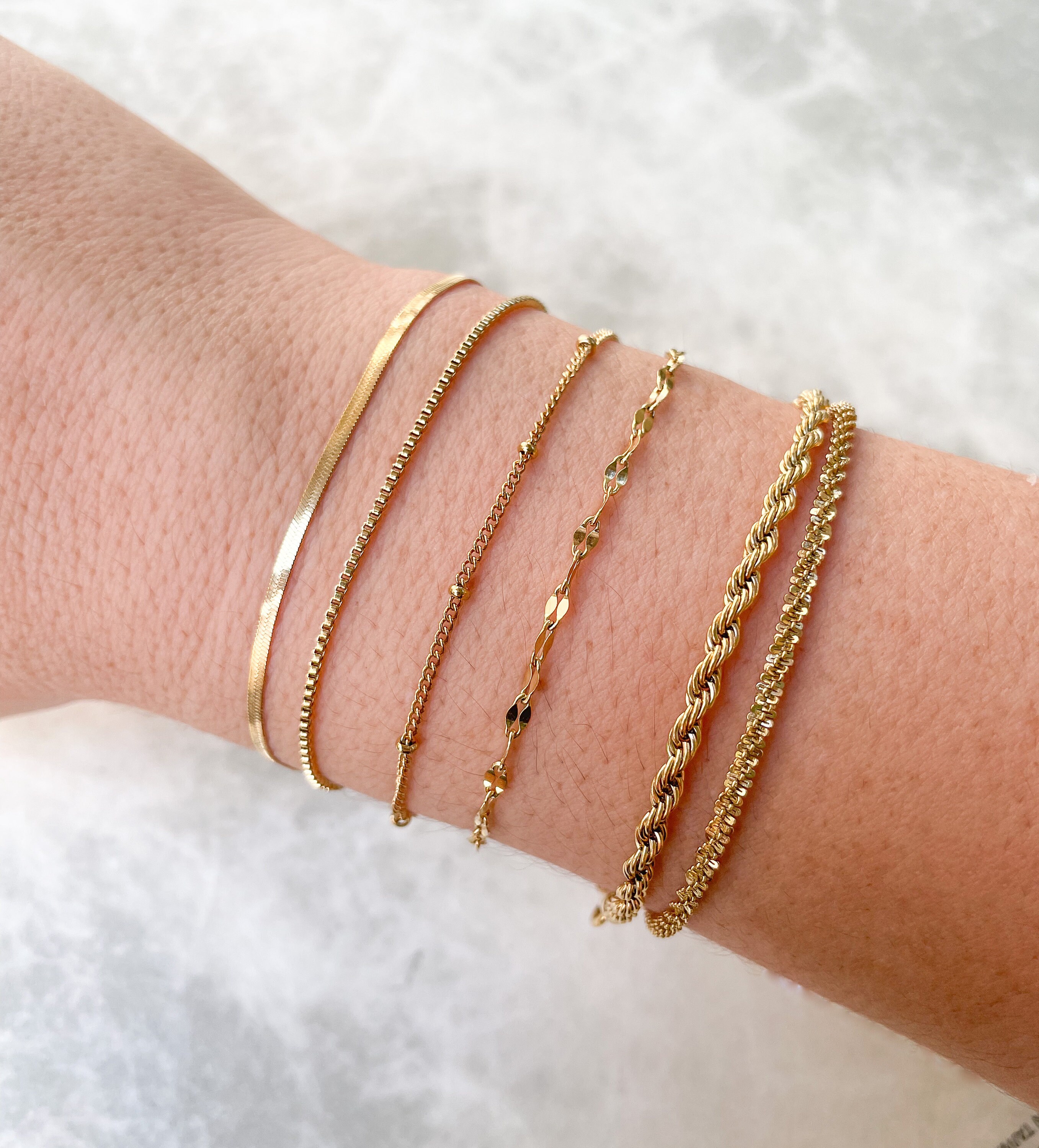 Dainty Gold Bracelets Non Tarnish Waterproof Gold Link Chain picture picture