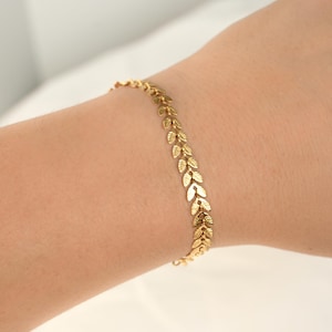 Chevron Bracelet - Tarnish-free Leaf Chain Bracelet - Stainless Steel Chevron Chain Bracelet - Vintage Style Bracelet - Chain Link Bracelet