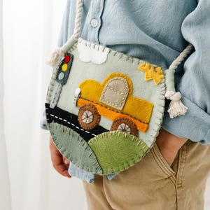 Car Felt Bag Sewing Pattern PDF | Boys Crossbody Bag Pattern | Kids Handbag Tutorial | Vehicle Purse Pattern | Instant Download
