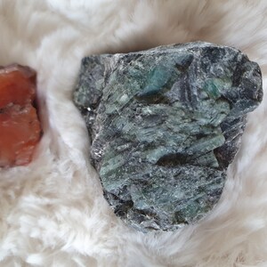 Elementals Crystal Bundle Reiki Charged Emerald Earth, Clear Quartz Air, Carnelian Fire, Blue Calcite Water image 6