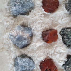 Elementals Crystal Bundle Reiki Charged Emerald Earth, Clear Quartz Air, Carnelian Fire, Blue Calcite Water image 7