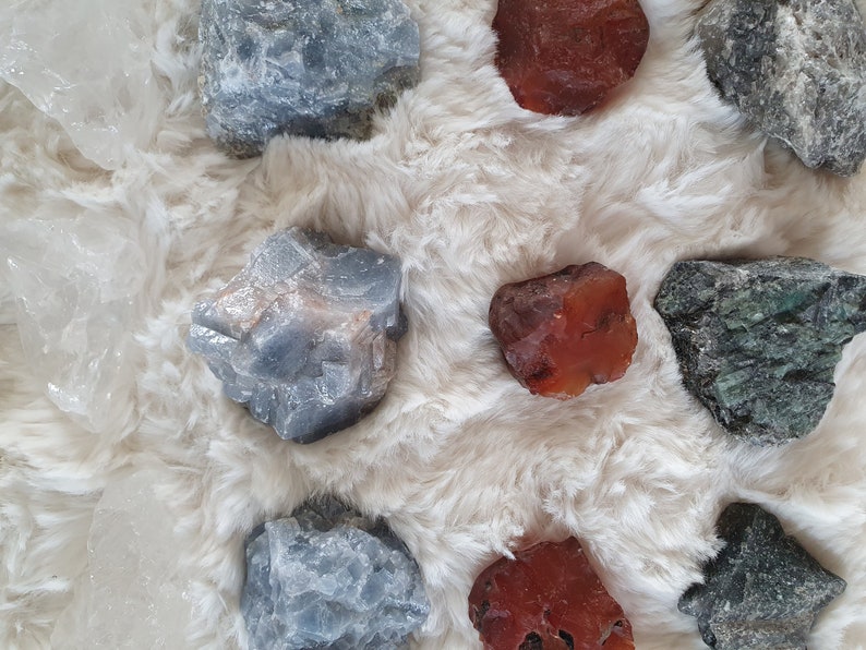 Elementals Crystal Bundle Reiki Charged Emerald Earth, Clear Quartz Air, Carnelian Fire, Blue Calcite Water image 7
