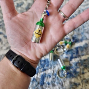 Oxygen Tank Keychain, Healthcare Keychain, Great Gift