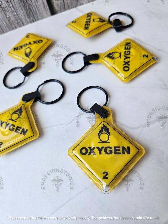 One Oxygen Symbol Flashlight – Badge Reel Flashlight for Respiratory Therapists, Night Shift Essentials, RT Gift