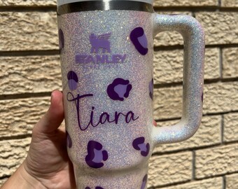 Okay Temu I see you with the Stanley dupe cups!!! Obsessed 😍 purple is my  favorite color and this is soooo pretty in person! I got a baby …