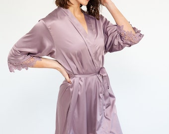 Dusty Lavender Lace Satin Robe, Bridesmaid Getting Ready Outfit