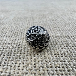 silver button - dirndl button in silver - filigree silver button - 12 mm diameter - button for dirndl