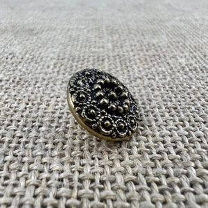 antique metal button - old brass - 15 mm - button - DIY - LARP - costumes - haberdashery - traditional costume and dirndl
