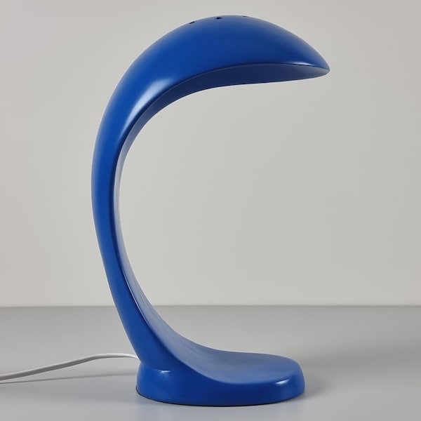 Postmodern Design - Vintage LA CHAISE LONGUE Blue Table Lamp - Retro Desk Lamp - Memphis Design - France, 1980s.