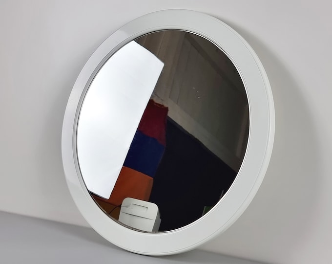 Space Age Design - Vintage White Plastic Wall Mirror - Retro Round Wall Mirror - Holland, 1970s.