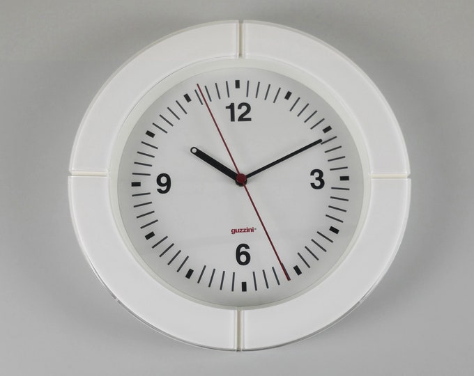 Postmodern Design - Vintage GUZZINI Large White Plastic Wall Clock - Designed By Furio Minuti - Italy, 1990s.