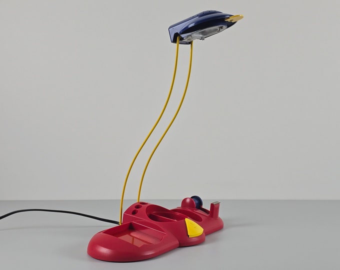 Postmodern Memphis Design - Vintage VRIELAND DESIGN Table Lamp With Desk Organizer - Retro Pop Art Desk Lamp - Holland, 1980s.