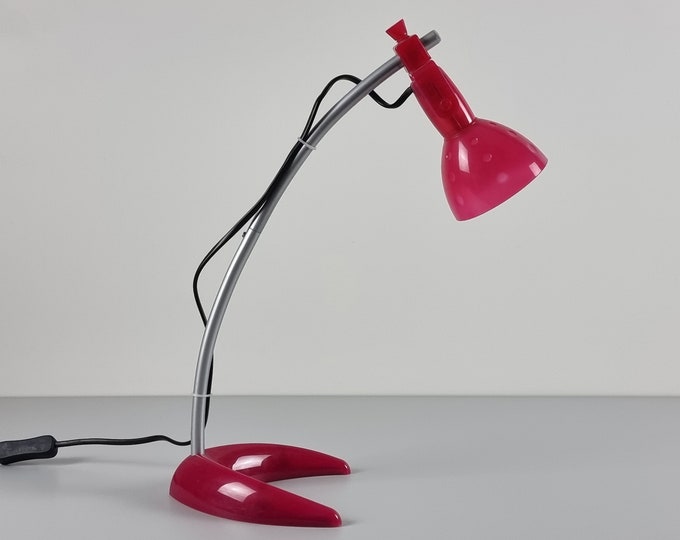 Contemporary Design - Vintage IKEA Morker Magenta Plastic Adjustable Desk Lamp - Designed By Knut & Marianne Hagberg, 2000s.