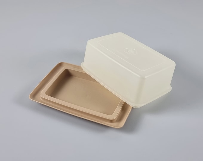 Vintage Tupperware 781 Butter Dish And Cheese Keeper - Food Storage Container - Belgium, 1970s.