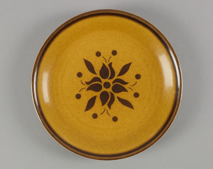 Vintage 1970s Set Of 5 Scandinavian Glazed Stoneware Plates.