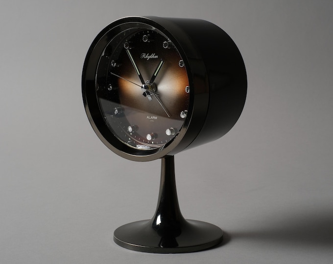 Rhythm 51111 Tulip Pedestal Mechanical Alarm Clock, MCM, Space Age Design, Japan, 1970s.