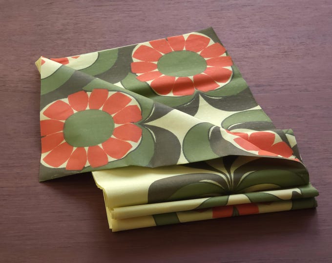 Vintage 1970s 'Duni' Swedish Paper Tablecloth • Sunburst Flowers Pattern By Louise Carling.