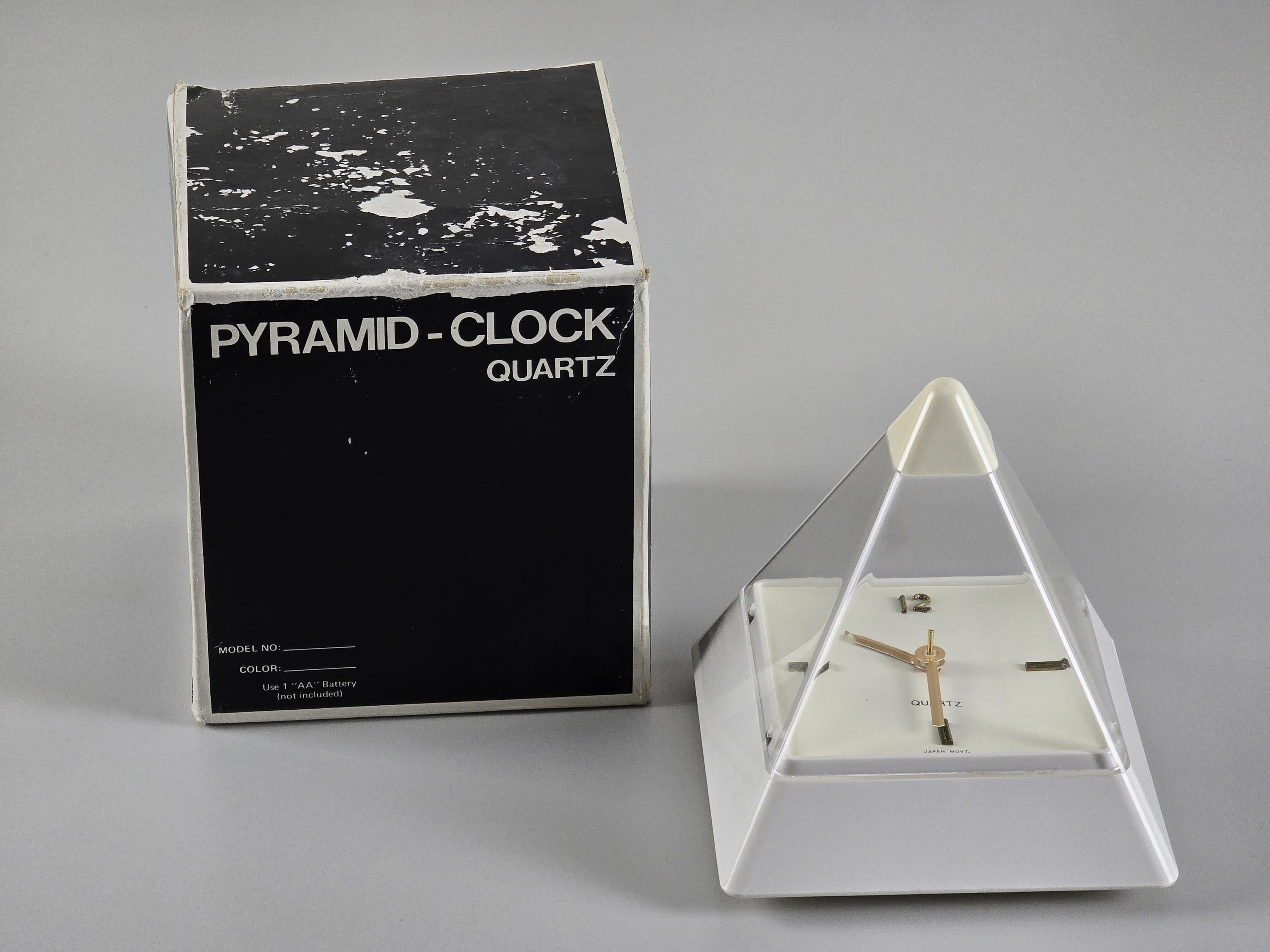 New In Box - Postmodern Design - Vintage TOCHIGI TOKEI New In Box - Postmodern Design - Vintage TOCHIGI TOKEI