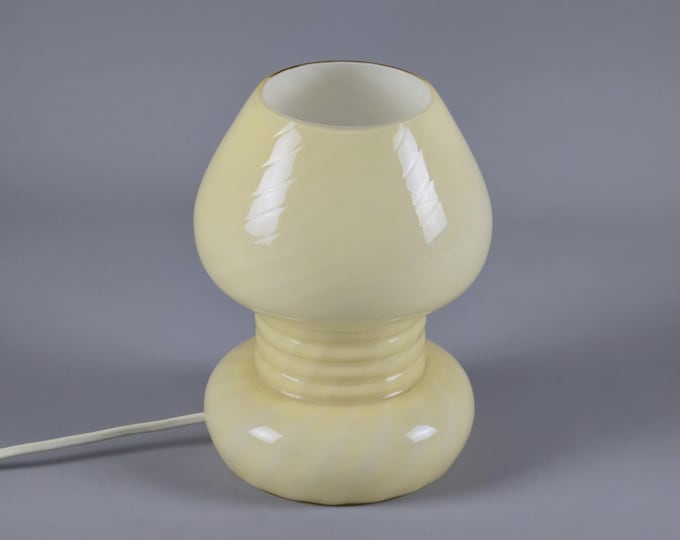 Vintage 1970s Murano Swirl Glass Mushroom Table Lamp, Italy.