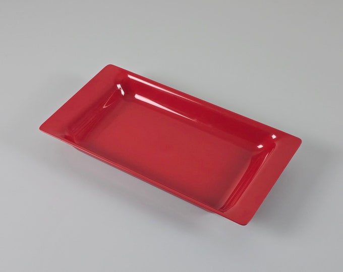 Space Age Design - Vintage MEPAL Red Melamine Platter, Tray - Vintage Kitchenware - Holland, 1970s.