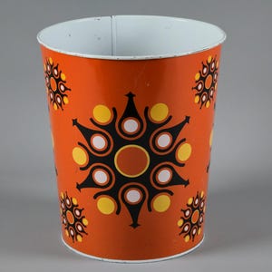 Vintage 1970s REGENCY WARE Space Age Design Metal Waste Bin With Retro Floral Design • Retro Mid Century Decor & Styling.