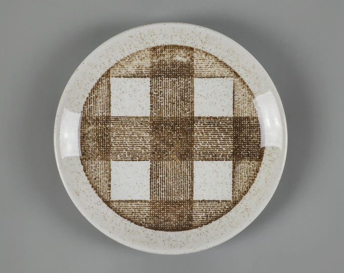 Vintage 1970s Set Of 6 Biltons Dessert Plates With Rustic Plaid, Celtic Rose Pattern.