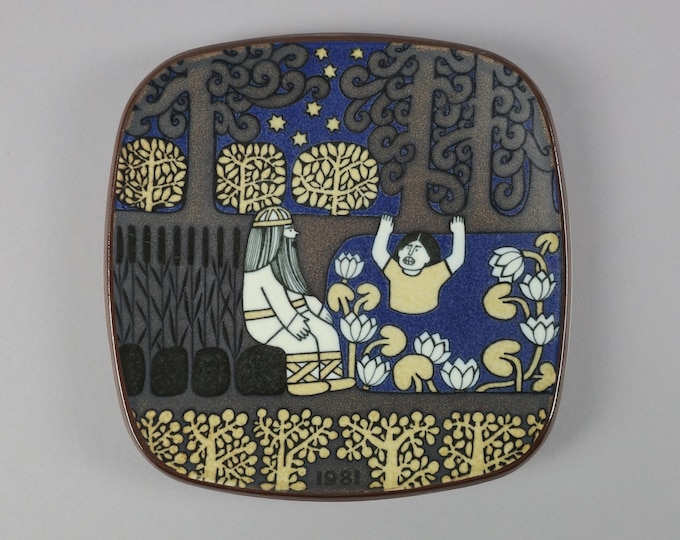 1981 Arabia Finland Annual Plate 'Kalevala' By Raija Uosikkinen / Väinämöinen Sang Joukahainen Down.