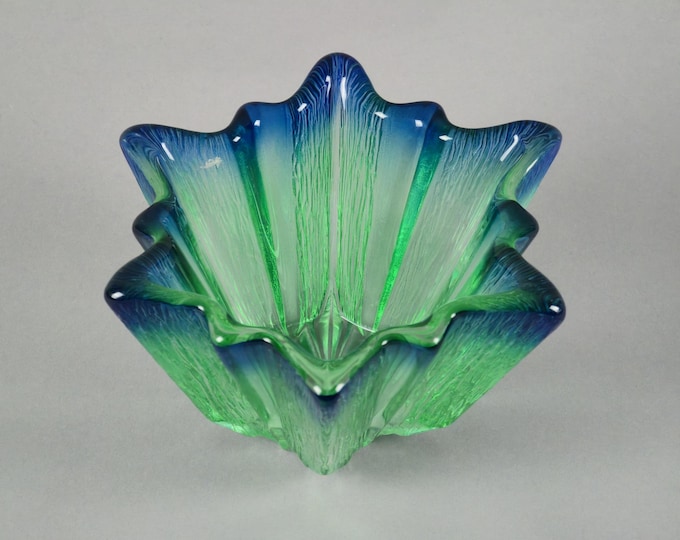 Vintage 1980s Walther Glas Star-Shaped Bowl In Blue & Green Ombré Textured Glass.