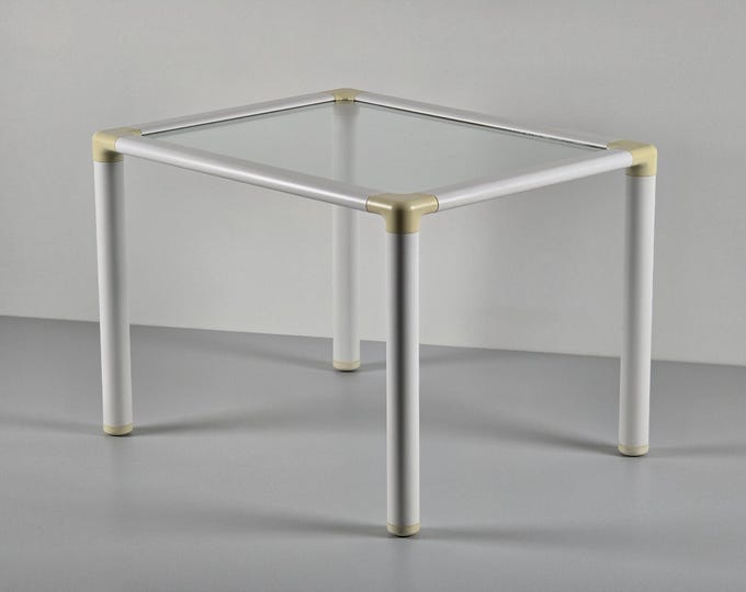 Postmodern Design - Vintage Side Table With Tubular Plastic Frame & Glass Top - Vintage Furniture - Holland, 1980s.