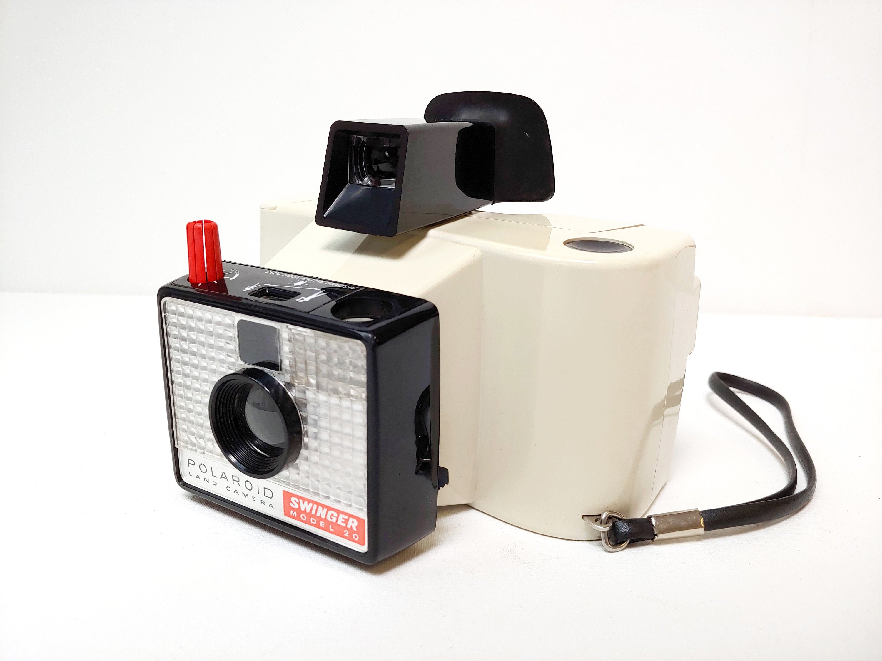 polaroid swinger camera value