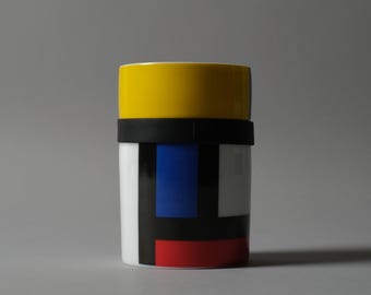PO Denmark Ring Mondri De Stijl keramische vaas door Frank Kerdil.