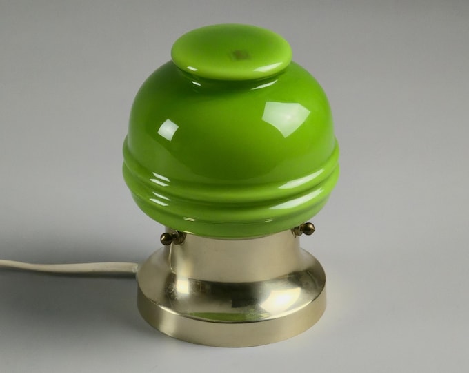 1970s Vintage LEDUNGS Table Lamp by Nils Ledung – Green Opaline Pressed Glass Shade & Brass Base – Swedish Space-Age Mood Light.