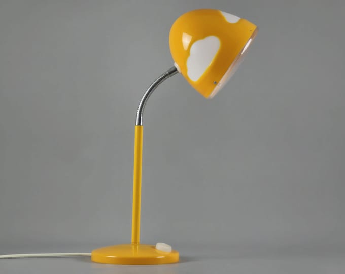 Pop Design – IKEA Skojig Cloud Desk Lamp by Henrik Preutz – Yellow & White Gooseneck Light – 2011.