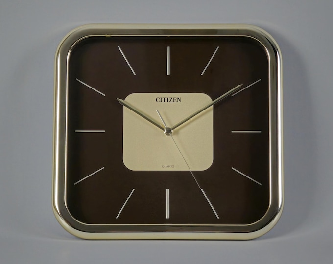 Vintage 1970s Citizen Wall Clock – Gold & Brown Japanese Quartz Clock, Mid-Century Office Decor – Retro Executive Style.