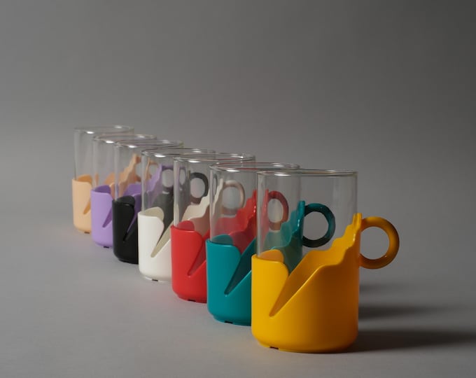 Randwyck Valentino Glass Mugs, Set of Seven, Multicolour, Postmodern Design, Holland, 1980s.