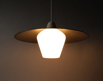 UFO Flying Saucer Mid-Century Modern Pendant Lamp, 1960s Space Age Design.