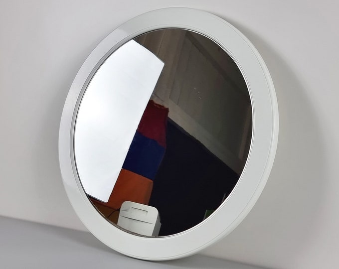 Space Age Design - Vintage White Plastic Wall Mirror - Retro Round Wall Mirror - Holland, 1970s.