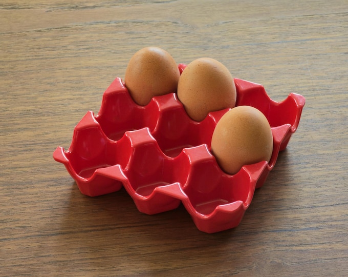 1990s Vintage Red Melamine Eggs Holder Tray • Retro Kitchenware And Utensils.