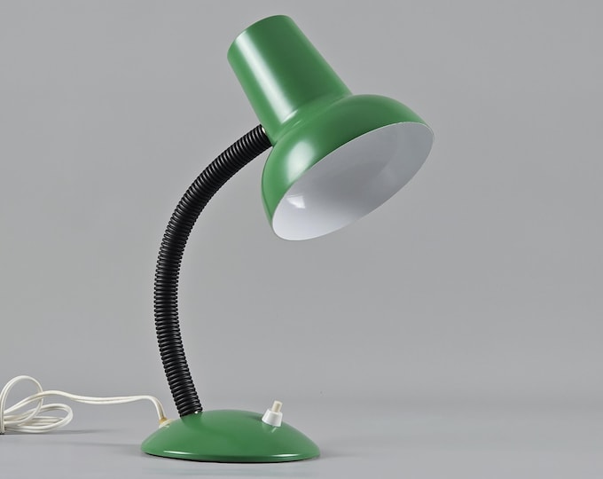 New in Box – 1960s Mid Century Modern SIS SIRIUS SCHWEINFURT 828 Green Metal Gooseneck Desk Lamp – Designed by Karl Lang, Germany.