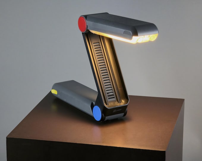 Memphis Design - Vintage PHILIPS Z-Lamp Foldable Table Lamp FGG 200 - Vintage Postmodern Desk Lamp - Holland, 1980s.