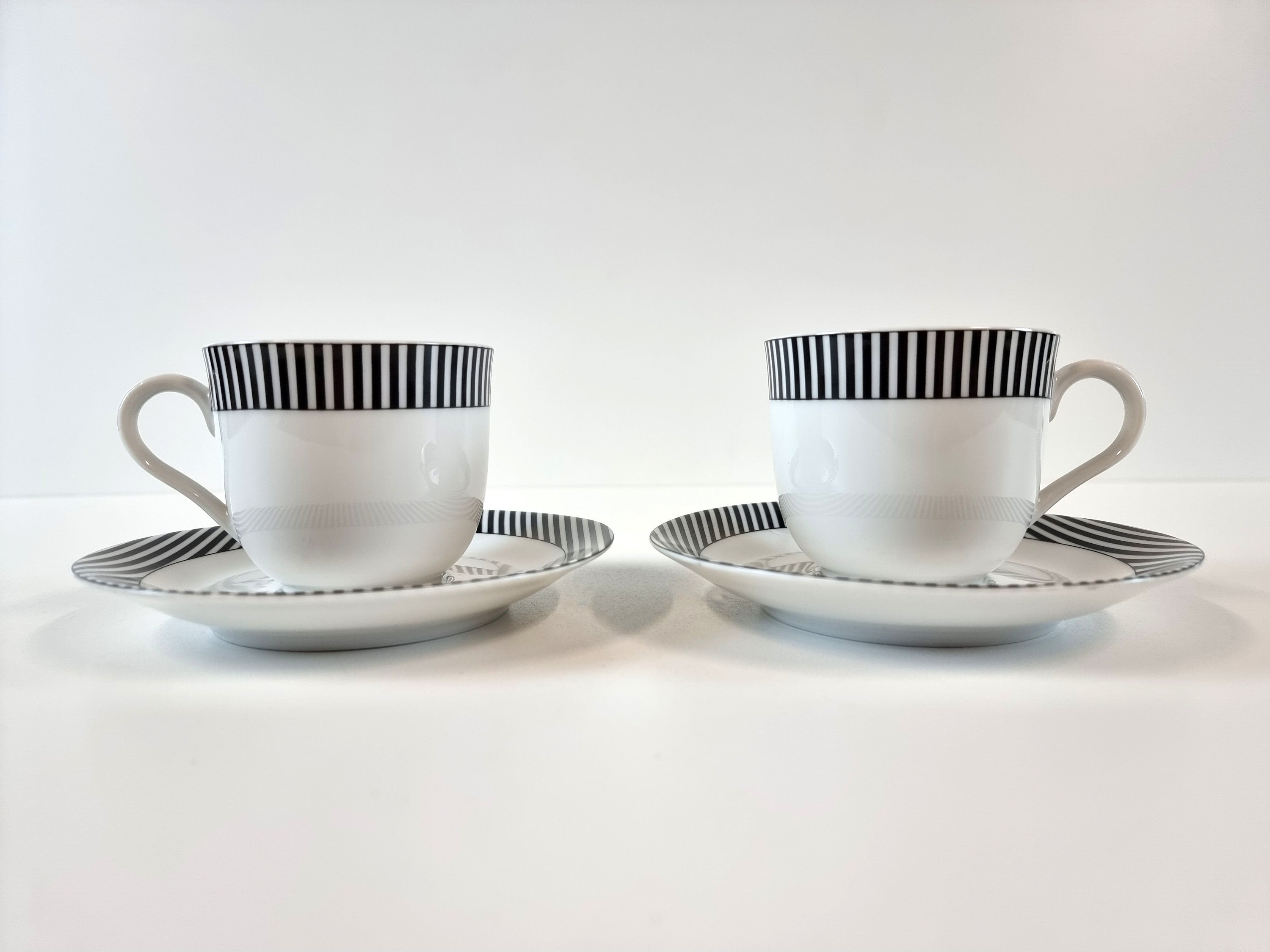 Vintage Set Of 2 MONNO Zebra Ceramic Teacups & Saucers Vintage