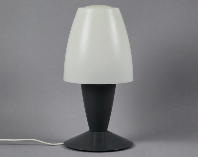 Rare Vintage 1990s Lumiance 'Cameleo' Postmodern Buffet Table Lamp.