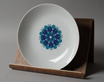 Thomas West Germany Pinwheel Blue Porcelain Plates, Set of Five, 1970s Space Age Design.
