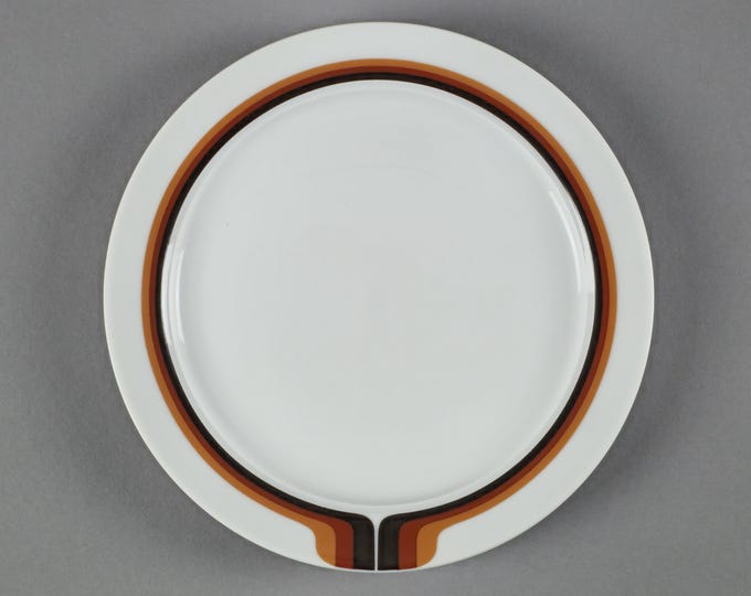 New Old Stock 1970s Vintage Set Of 6 Striped Plates By Eschenbach Bavaria.