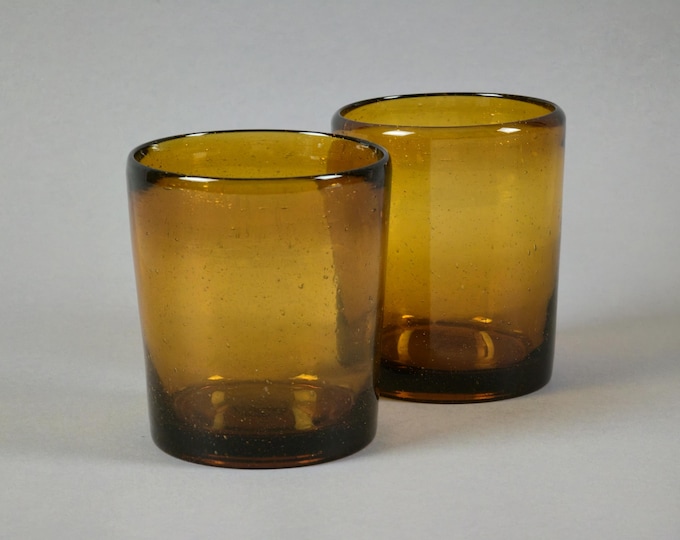 Vintage 1970s Set Of 2 Hand-Blown Amber Glass Tumblers.