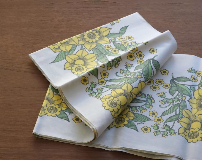 Vintage 1970s 'Duni' Swedish Paper Tablecloth • New Old Stock Daffodil Pattern By Petra Lundberg.